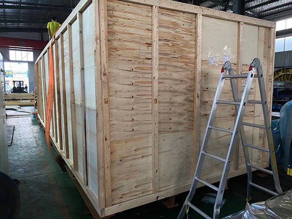 竞秀大型木包装箱出口的要求