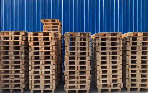 竞秀木托盘摆放技巧